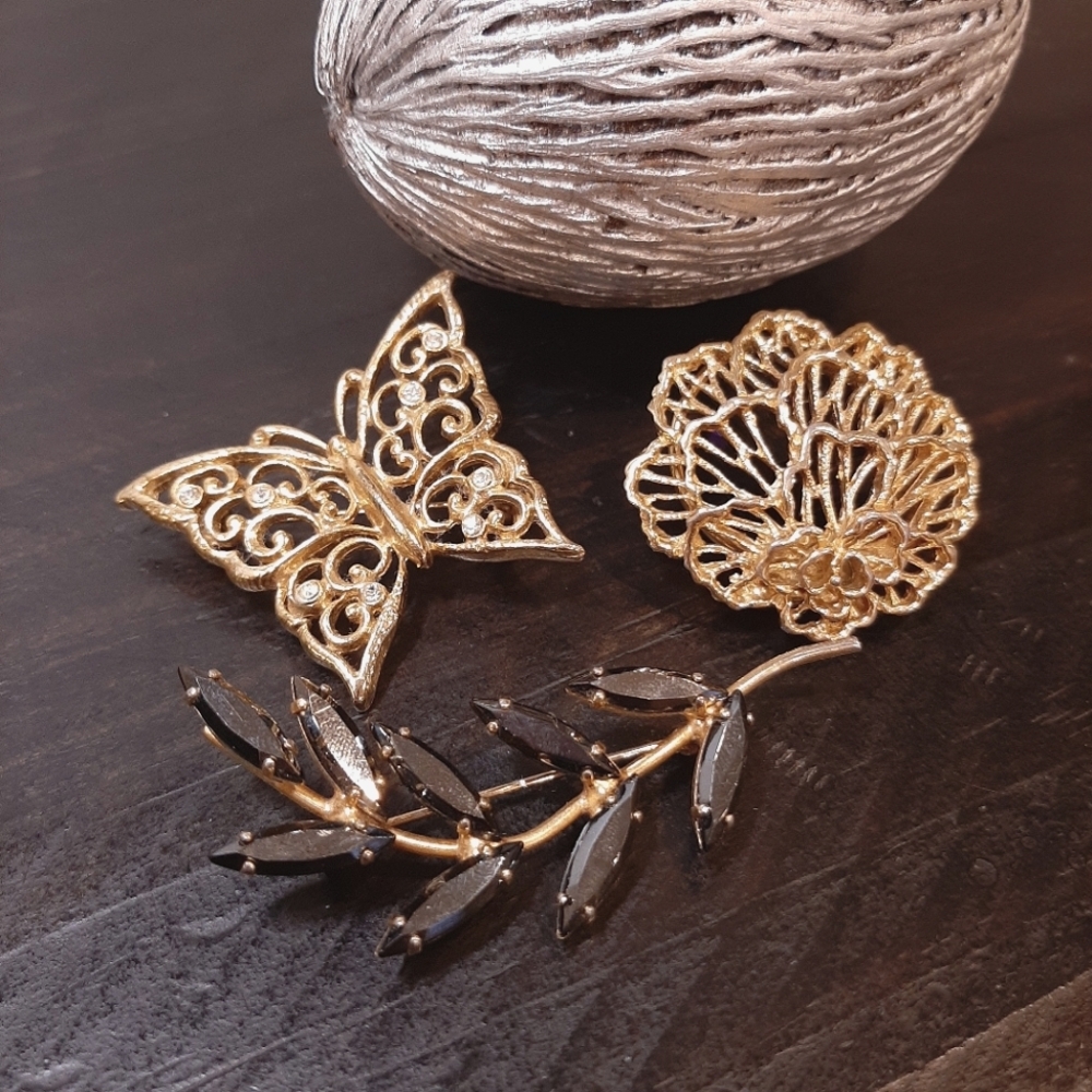 Vintage Set of 3 Brooches Butterfly Flower Pin Clip Formal Wedding Prom Gold